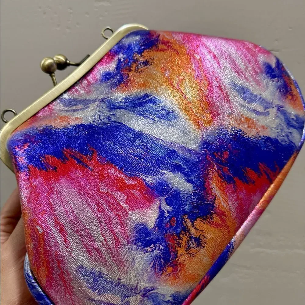 Iridescent Genuine Leather Handmade Vintage Style Kisslock Handbag, Crossbody